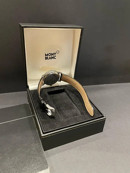 Preowned Montblanc “Classic Meisterstuck” Quartz - Image 3