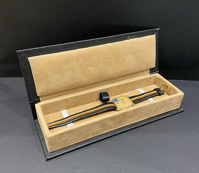 Preowned Eterna Switzerland Dress Watch - Iraq President Saddam Hussain - Image 4