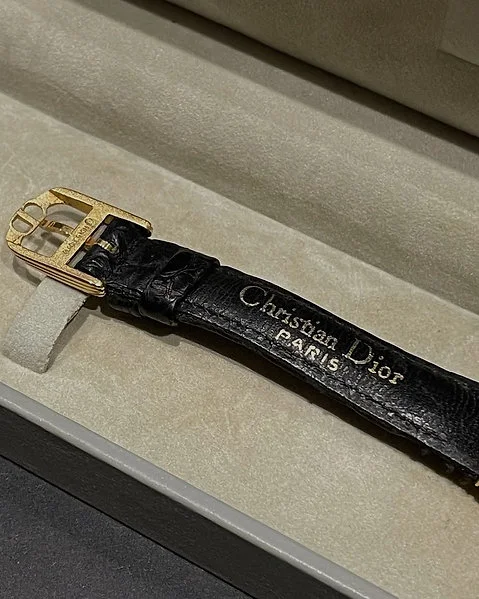 Genuine Preowned Vintage Christian Dior - Special Edition King Hussian Jordan - Image 4