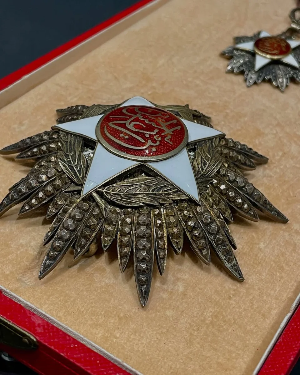 Rare Hashemite Independence Order – Sharif Hussein Bin Ali Era 1921 - Image 7