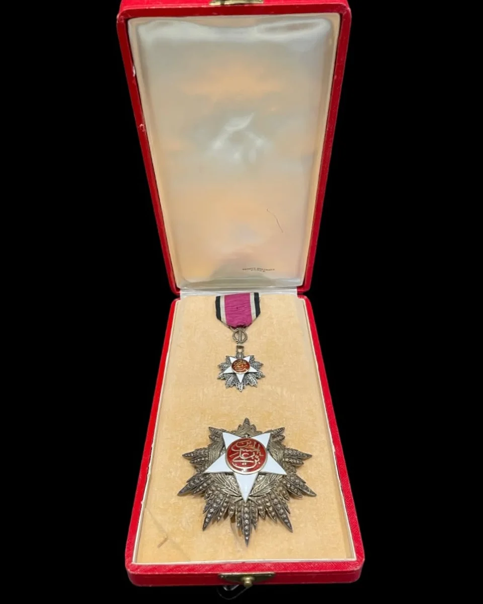 Rare Hashemite Independence Order – Sharif Hussein Bin Ali Era 1921 - Image 16