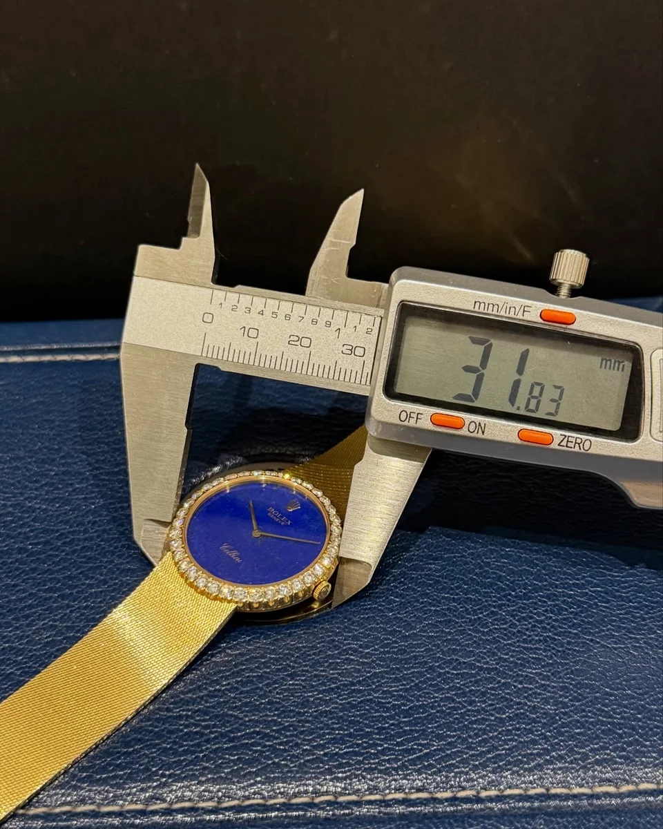 RARE 1970 Rolex Cellini Lapis Lazuli18k Yellow Gold In Excellent Condition - Image 2