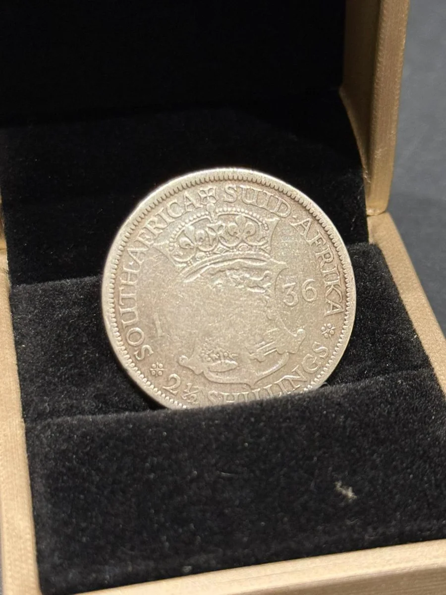 Rare 2.5 Shilling King George 1963 Fine Silver - Image 2